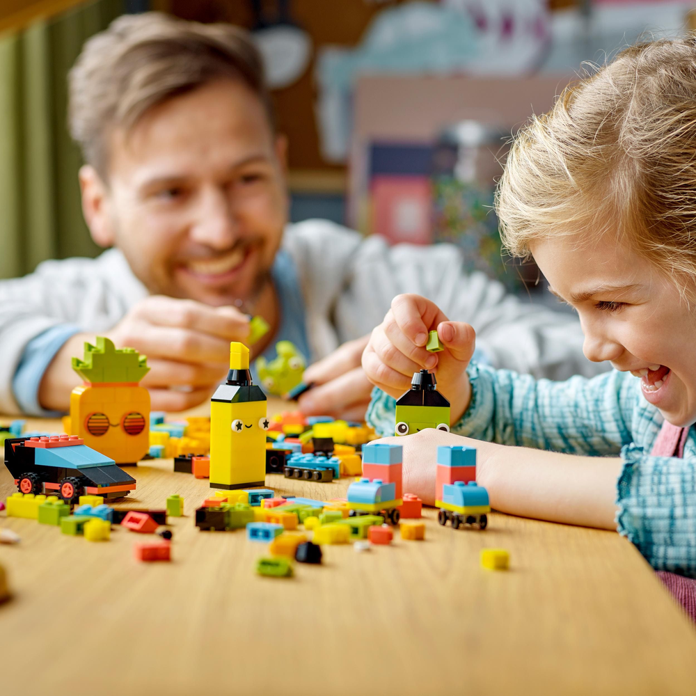 LEGO Classic Creative Neon Fun 11027 (8312970903778)