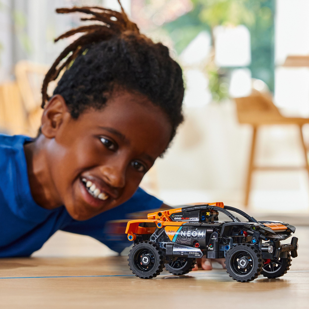 LEGO Technic NEOM McLaren Extreme E Race Car 42166 (8266677911778)