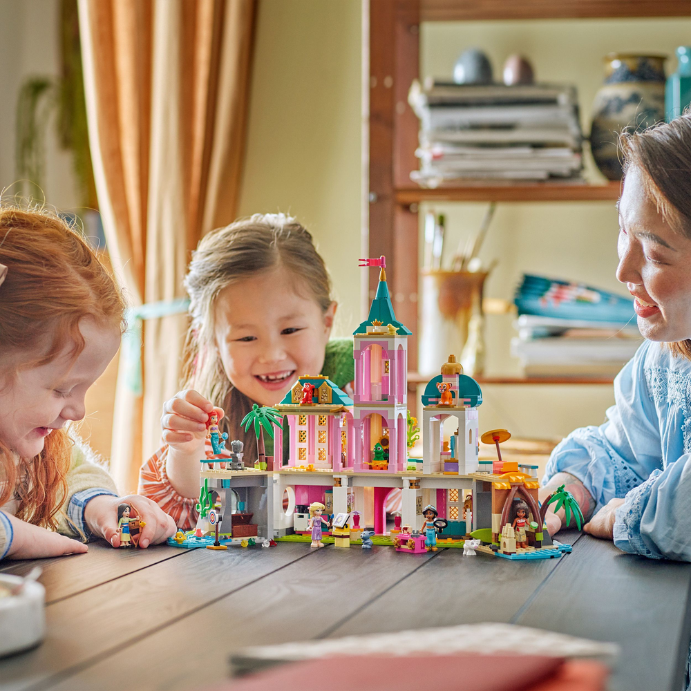 LEGO Disney Princess Princess Castle & Royal Pets 43267 (8899041427682)