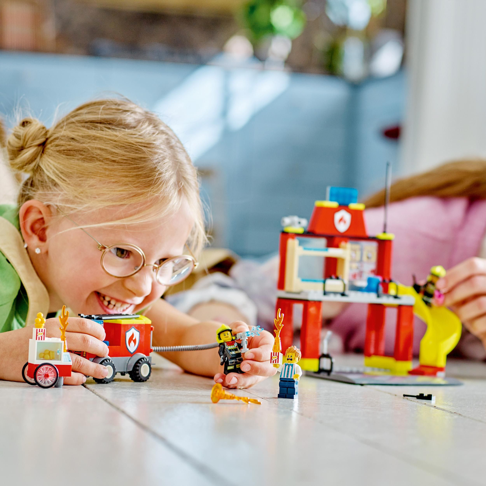 LEGO City Fire Station and Fire Truck 60375 (7986102272226)