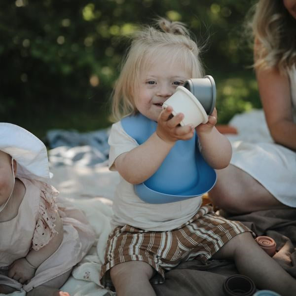 Mushie Silicone Baby Bib- Powder Blue (7448383029474)