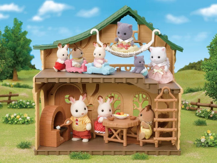 Sylvanian Families 5451 Lakeside Lodge (8262274056418)